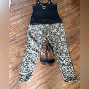 ❣️Levi Strauss & Co 720 High Rise Super Skinny Cheetah Jeans